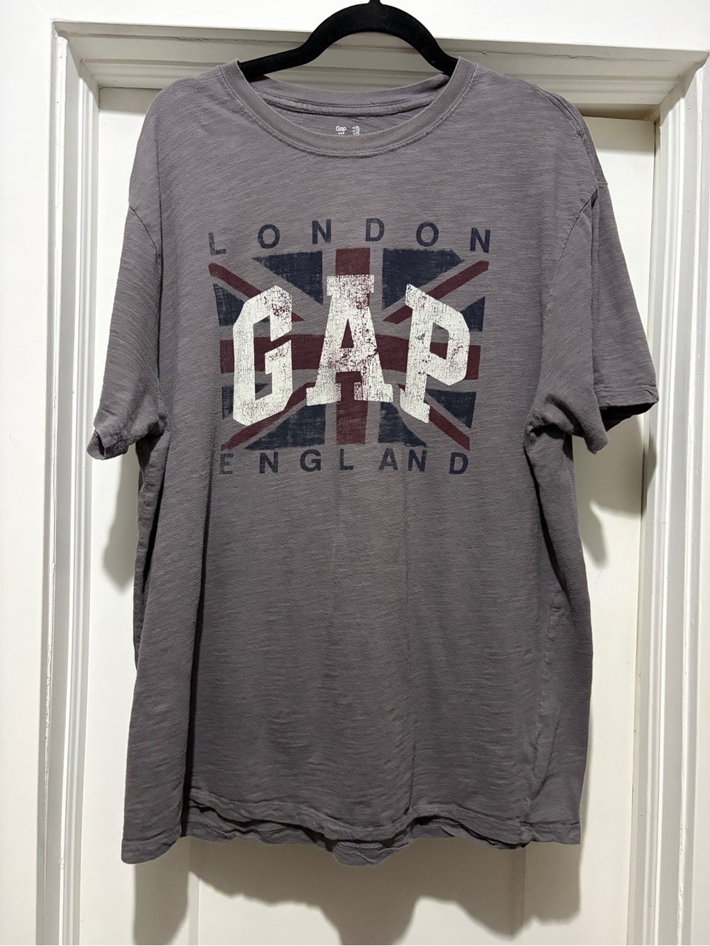 GAP Men's Gray Short-Sleeve Tee with Union Jack Logo